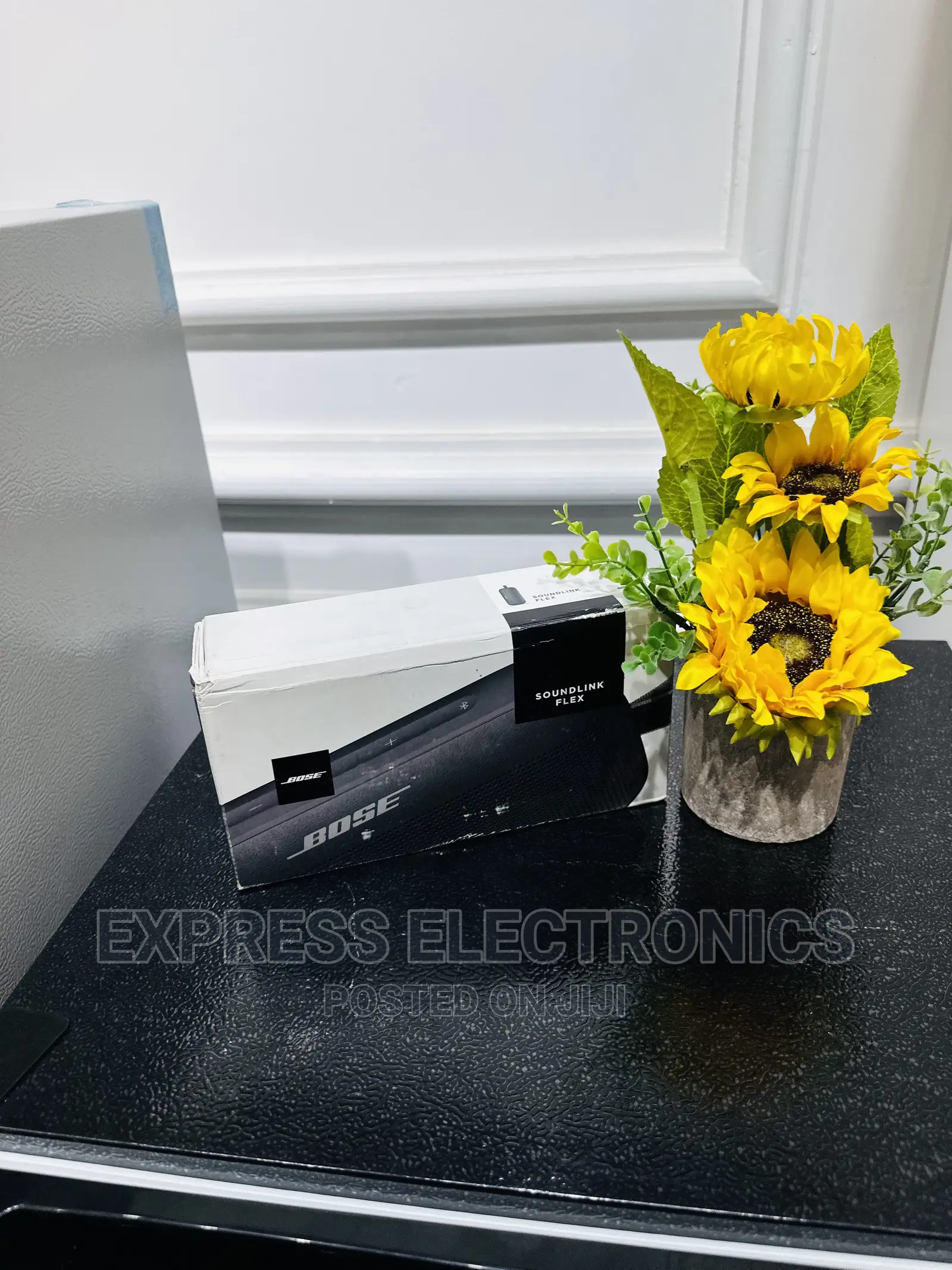 Tough and Durable Bose Flex  Sound Link Bluetooth Speaker