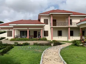 5bdrm House in Airport Residential Area for sale