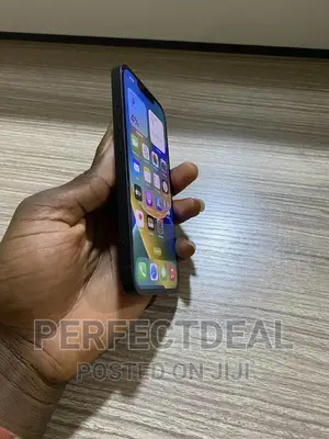 New Apple iPhone 13 128 GB Blue