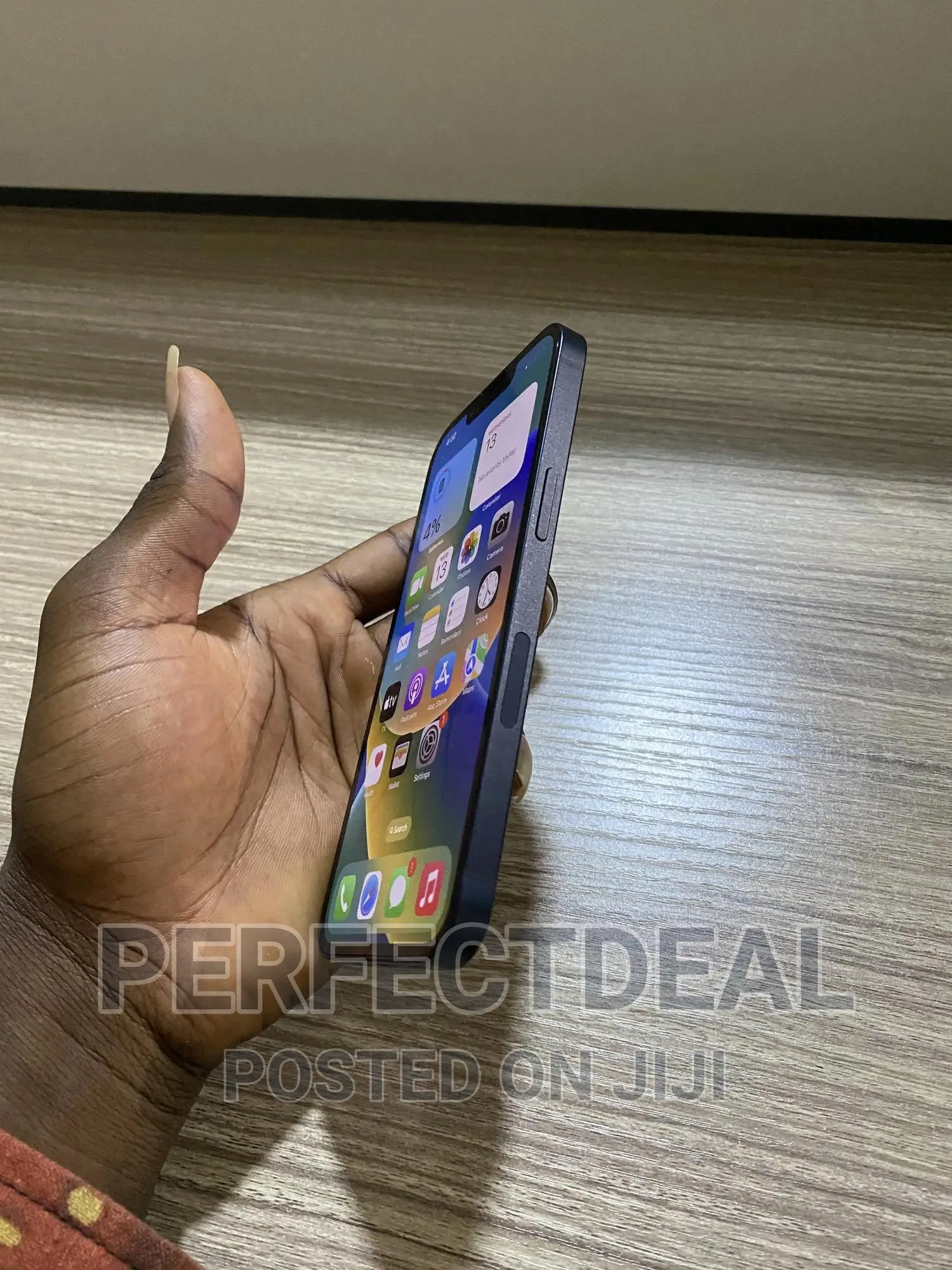 New Apple iPhone 13 128 GB Blue