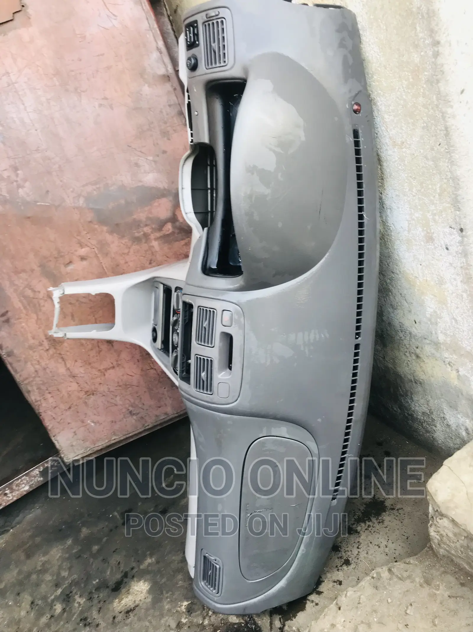Toyota Corolla 2000 (110) Dashboard