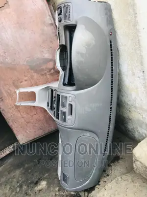 Toyota Corolla 2000 (110) Dashboard
