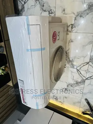 Extremely Cool  Split R410 Gas LG White 2.0hp