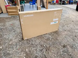 Edgeless Design Samsung UHD Smart 55”Au7000 Tv