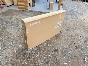 Bu8000 2022 Model Samsung UHD Smart 55” a Warranty on It