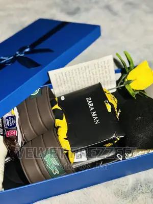 Nicely Packed Gift Box