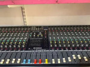 Yamaha SMX-3200 32channels Professional Mixer (Standard)