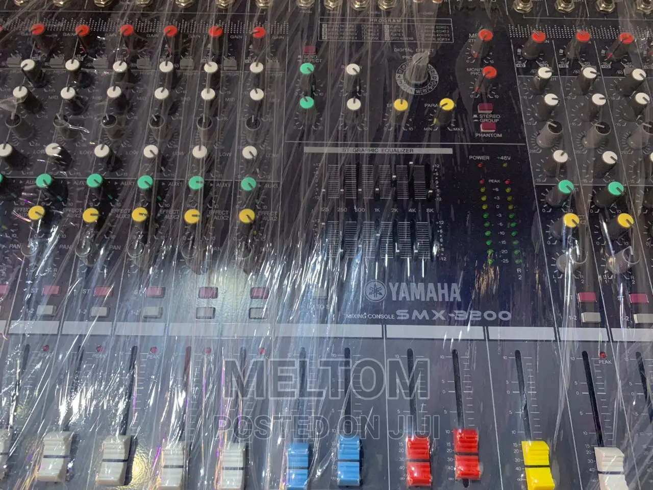 Yamaha SMX-3200 32channels Professional Mixer (Standard)