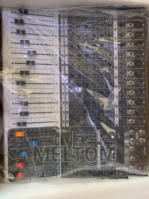 Yamaha Kv120 12channels Powered Amplified Mixer