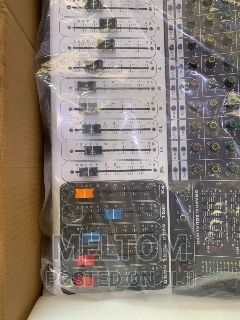 Yamaha Kv120 12channels Powered Amplified Mixer