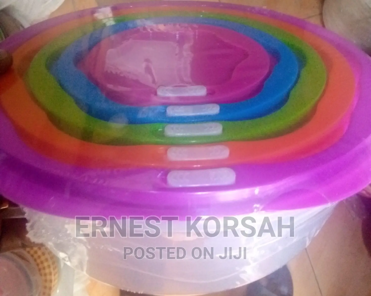 5 Set Storage Containers