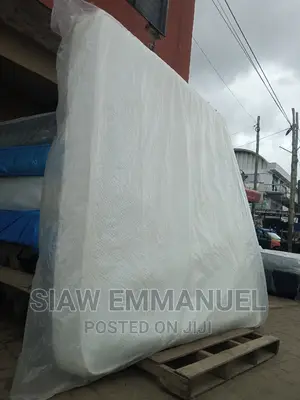 72/80 Queen Size Mattresses Going at Low Cost
