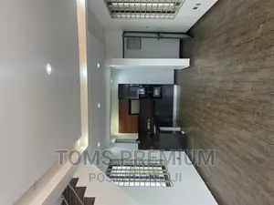 3bdrm Duplex in Major, Ashaley Botwe for rent