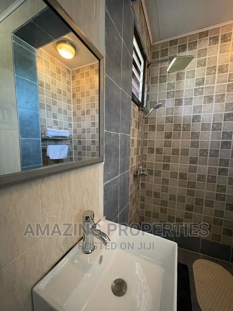 5bdrm House in Spintex for rent