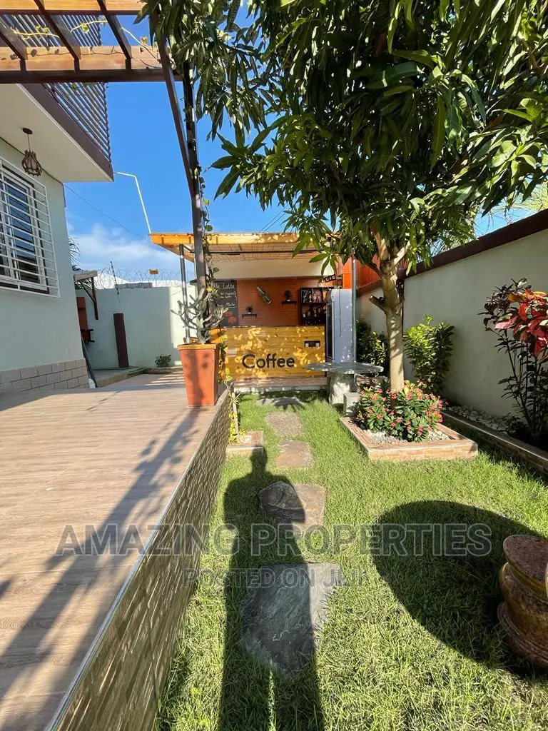5bdrm House in Spintex for rent