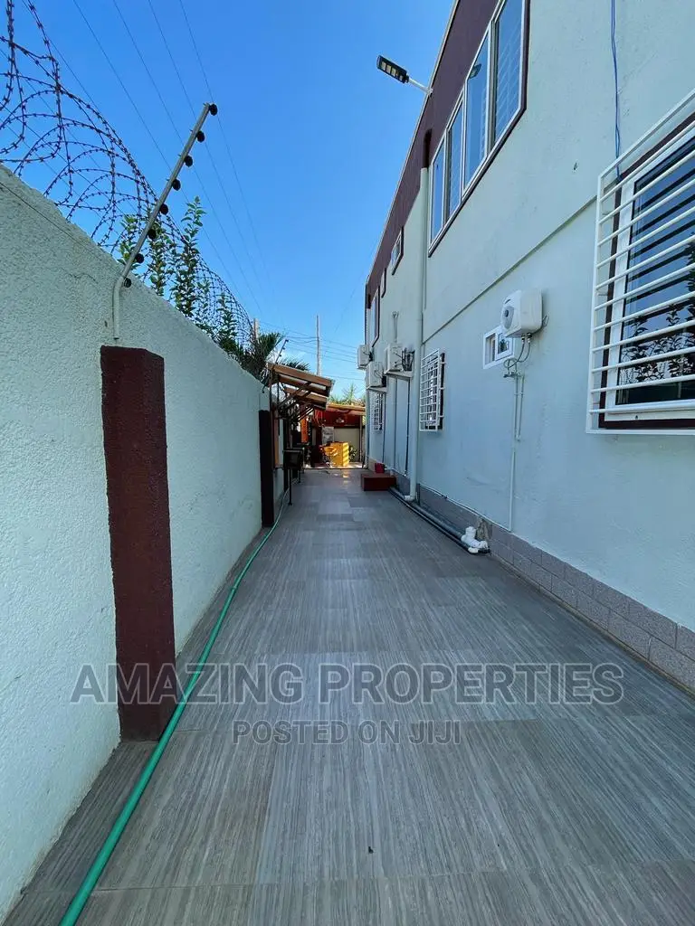 5bdrm House in Spintex for rent
