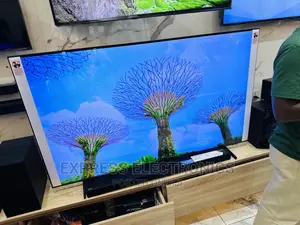 Experience High Definition UHD Smart Samsung 55 at Au7000