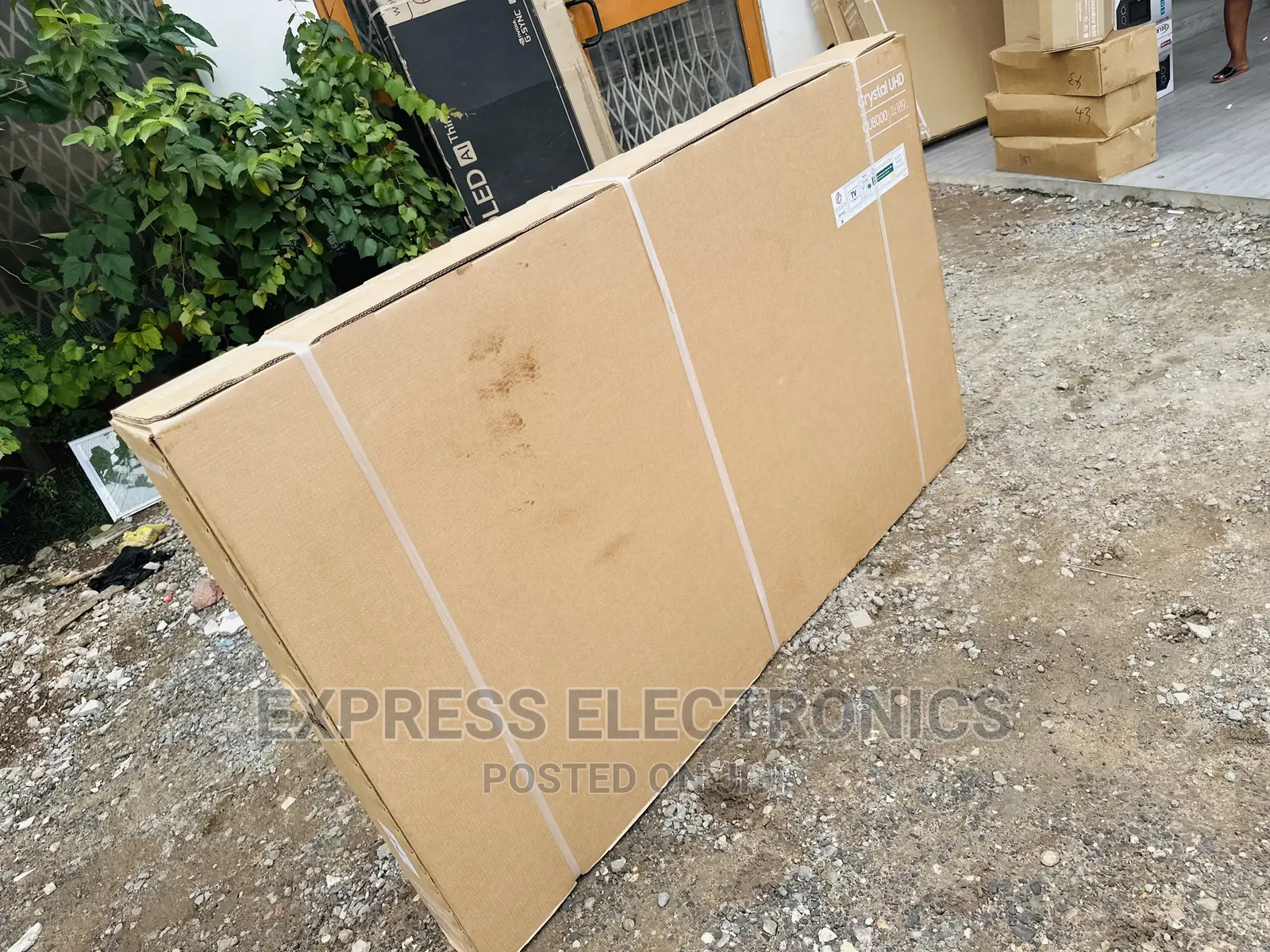 Samsung UHD 2023 New Model 75”Cu8000 Voice Control 