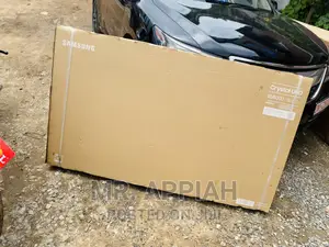 Elegant Design Samsung 65bu8000 65” Uhd Smart Tv(Black)