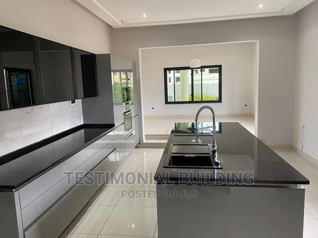 6bdrm House in Testimonial Building, East Legon for sale