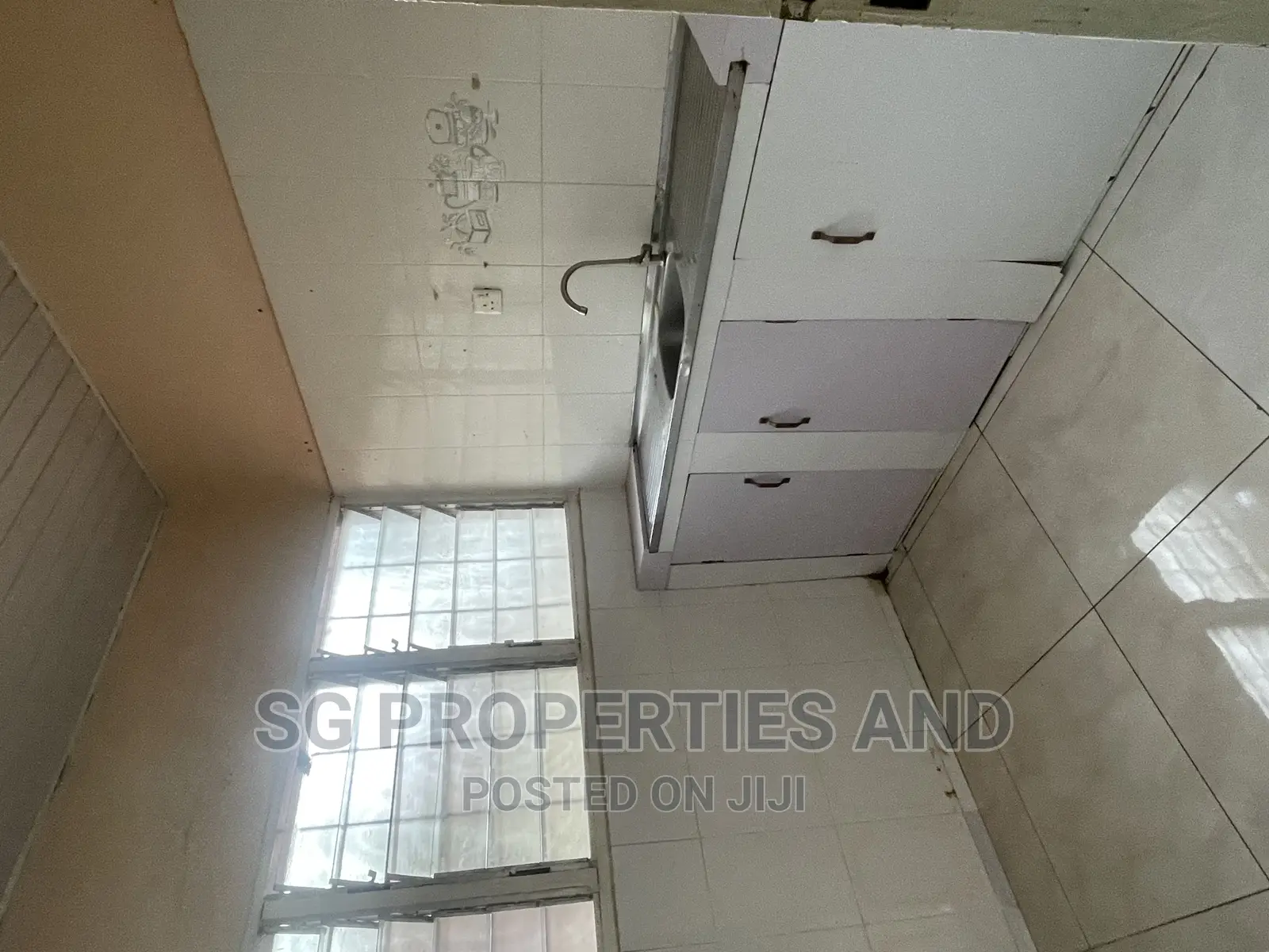 2bdrm House in Coastal Estates, Spintex for rent