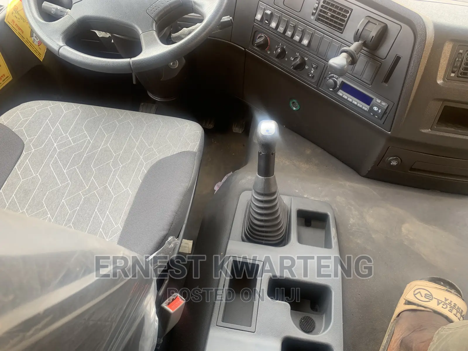 Hongvan Tipper Truck