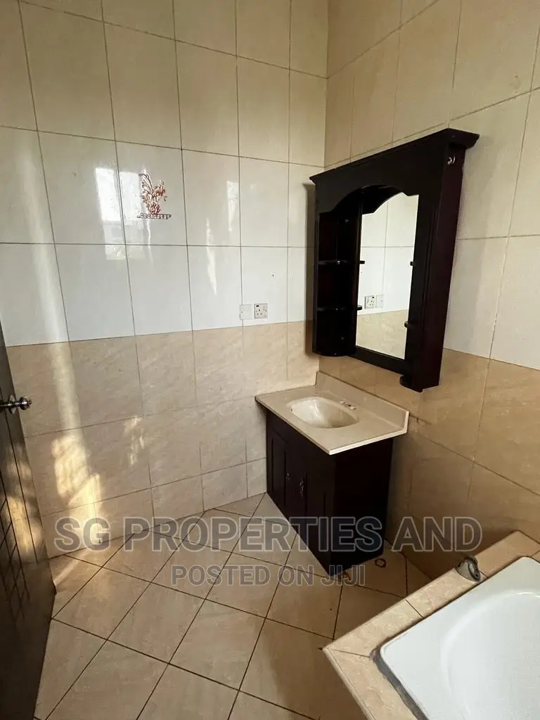1bdrm Apartment in Sakumono, Spintex for rent
