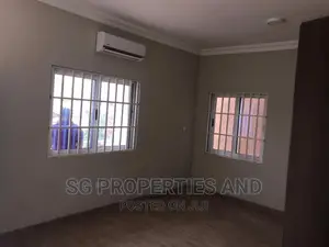3bdrm House in Sakumono, Spintex for rent
