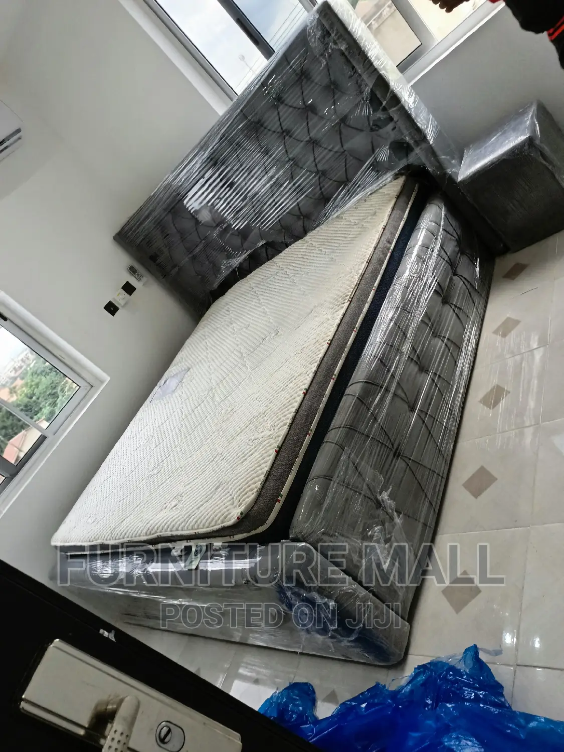 Sweet Bed With Mattress Available as Seen 