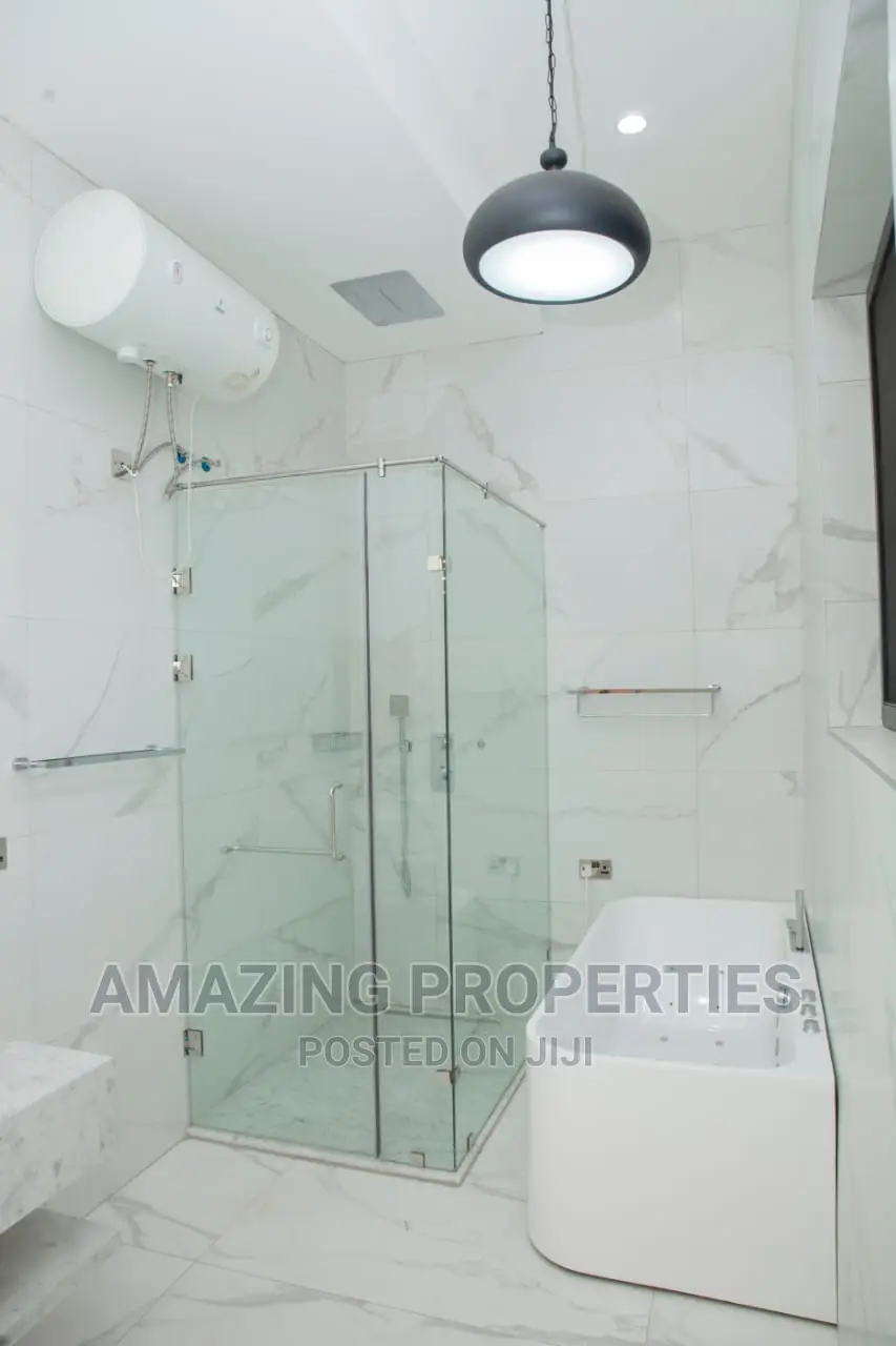 4bdrm House in East Legon for sale