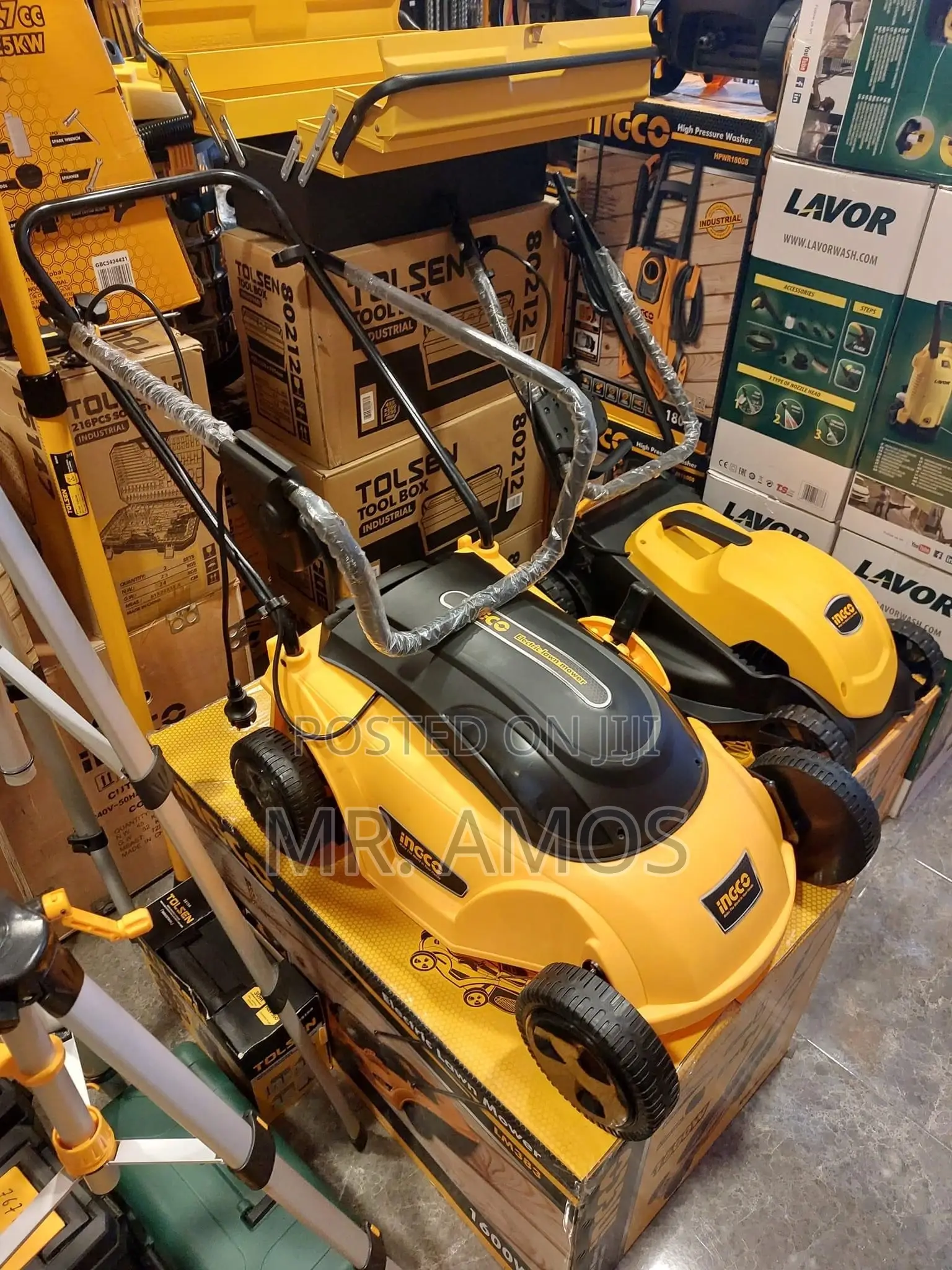 1600 Watts Electric Lawn With 50 Litre Box - Lm383