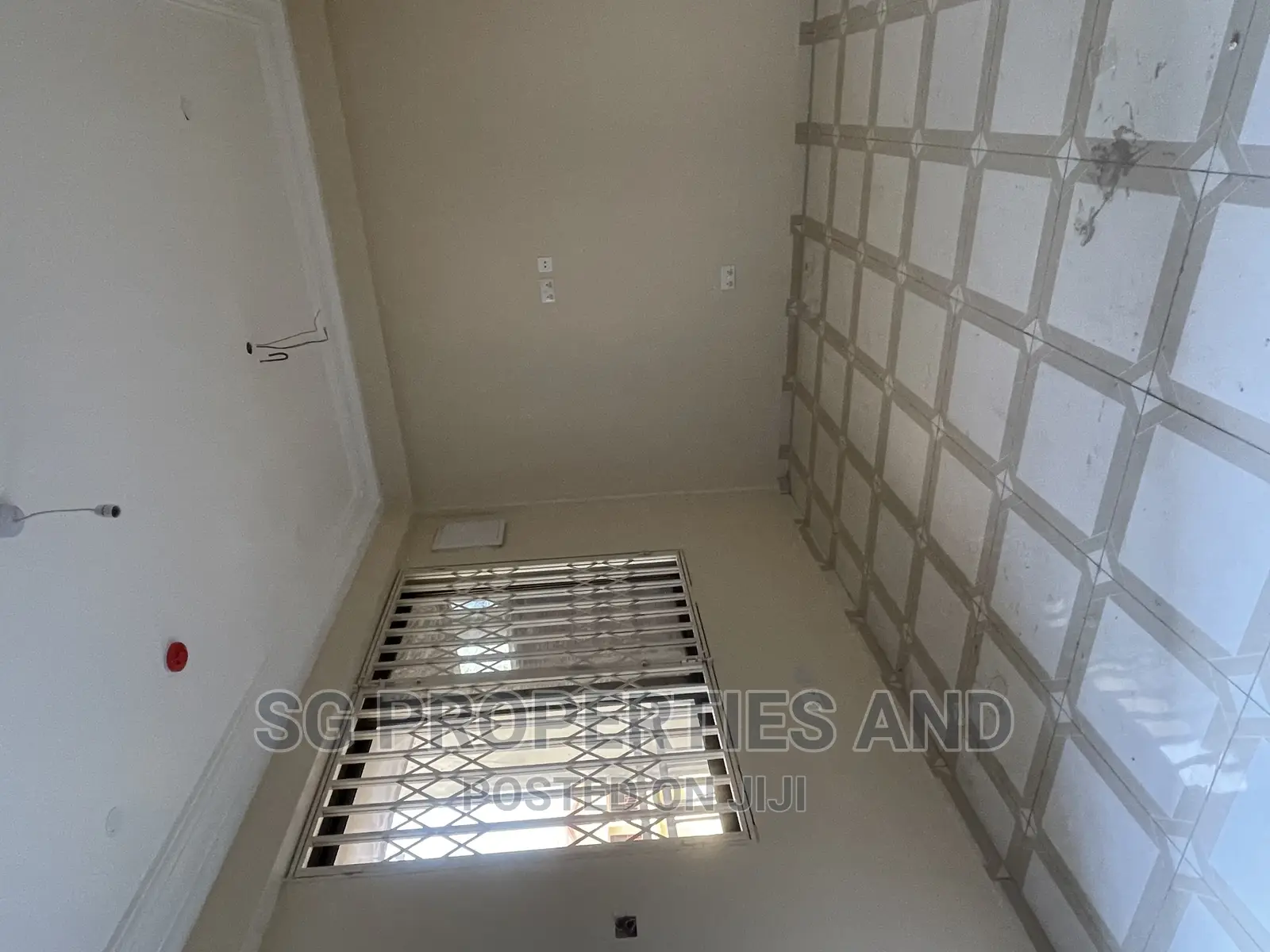 2bdrm Apartment in Sakumono, Spintex for rent