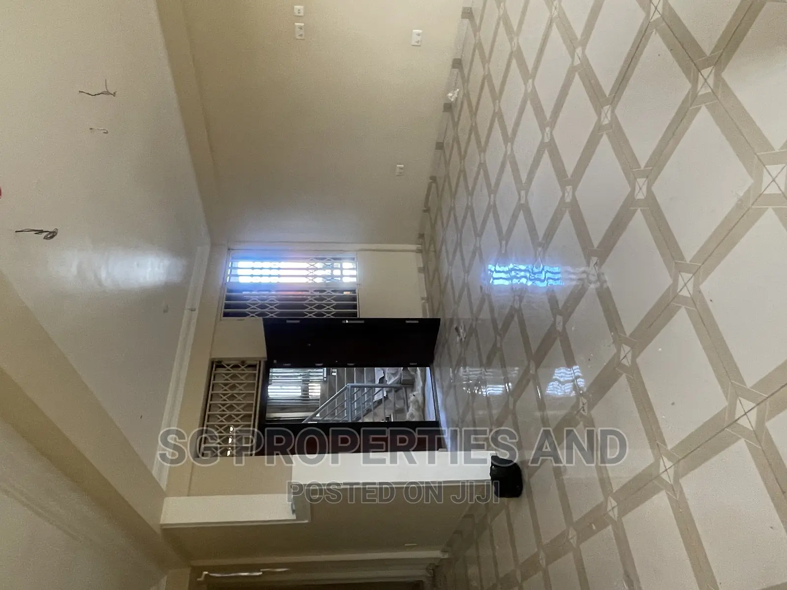 2bdrm Apartment in Sakumono, Spintex for rent