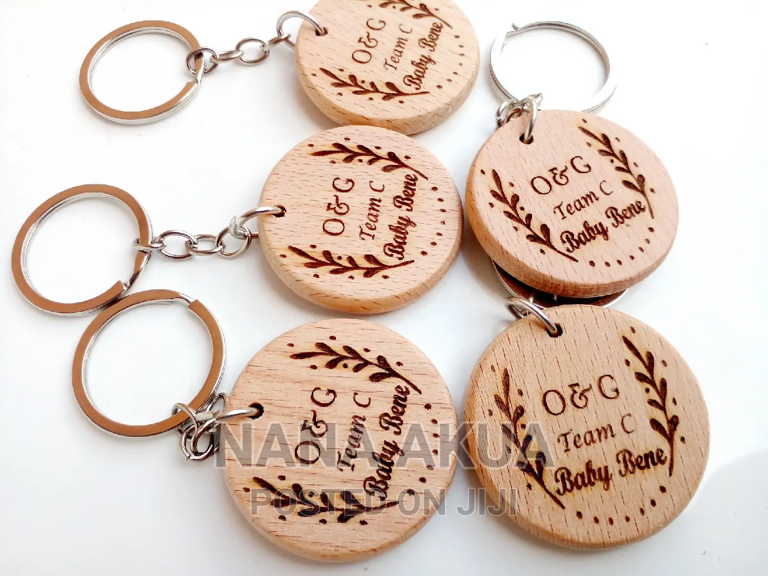 Customized Wooden Keyholder