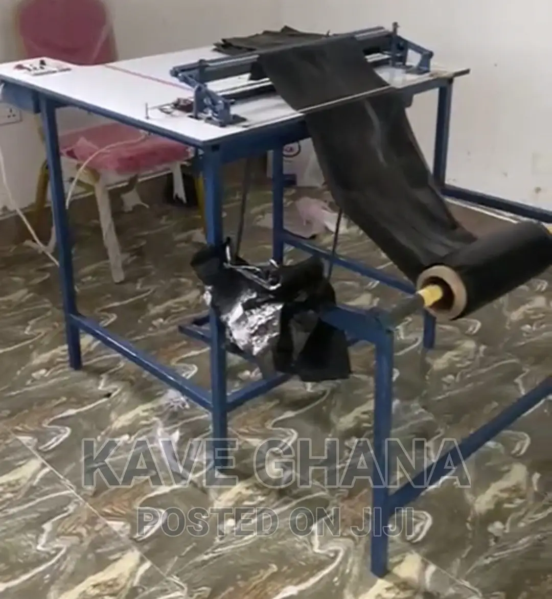 Take Away Rubber Cutting Machine