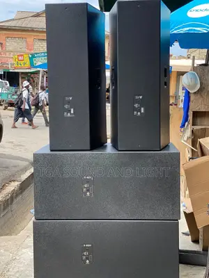 Rcf V - Max Series Speaker Set
