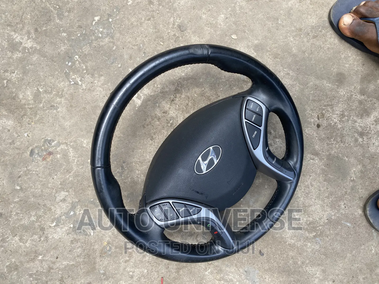 Hyundai Elantra 2011 to 2014 Steering Wheel Available