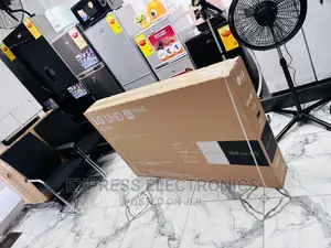 LG UHD Smart 65”Uq81000 Tv  Glossy Black Screen