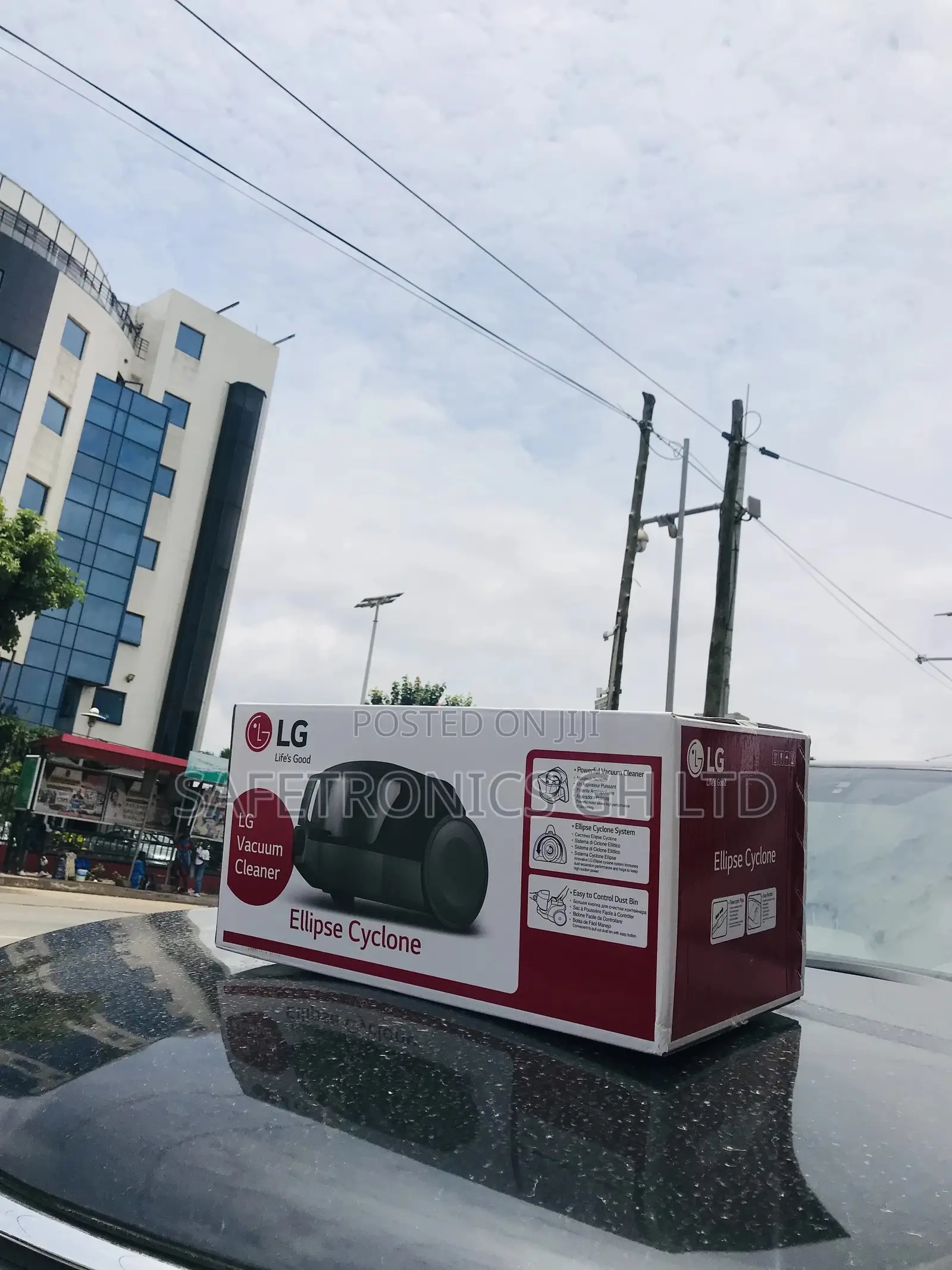 Lg Vacuum Cleaner Electric Red/White 2000W 