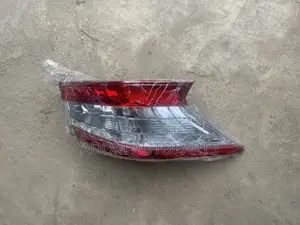 Nissan Sentra Taillight 2013 2014 2015 2016