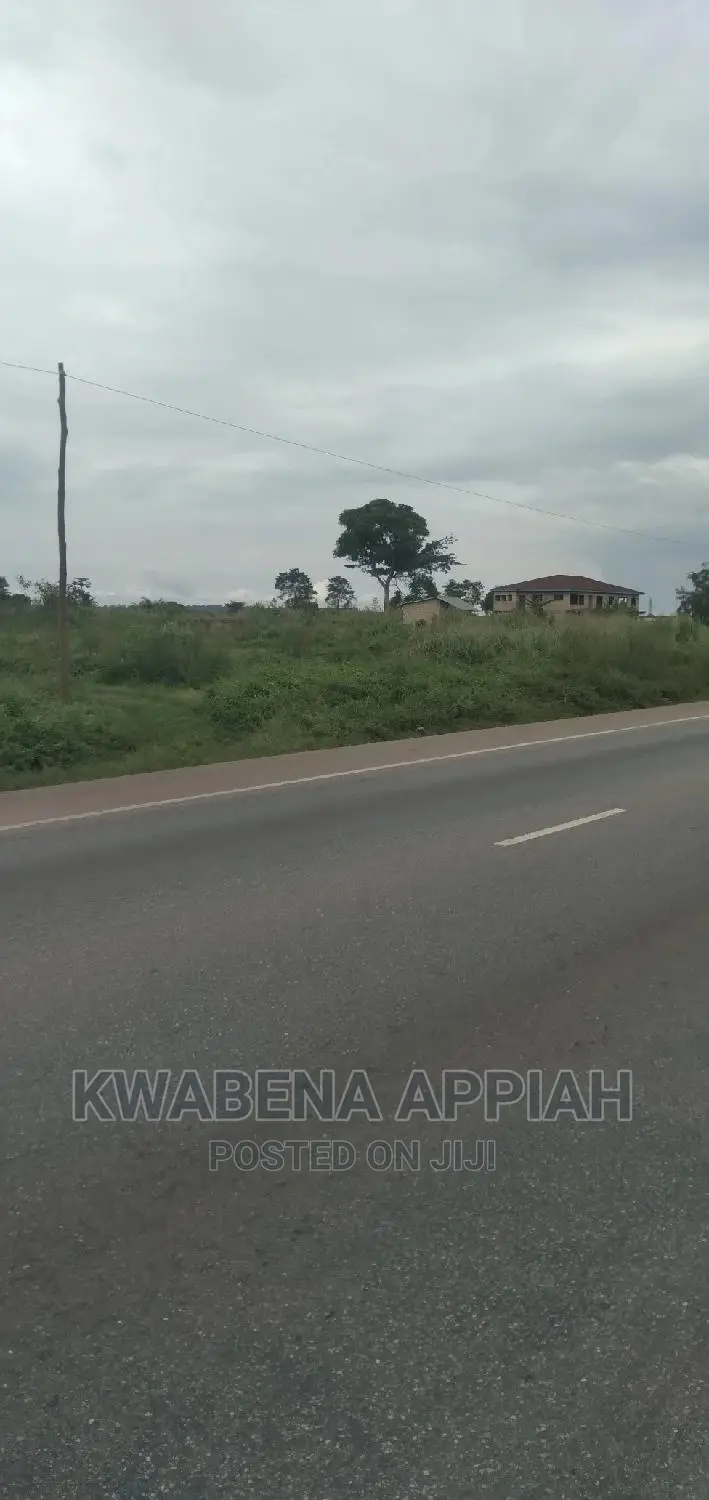 About Two and Half Echer Land at Accra Kumasi High Way