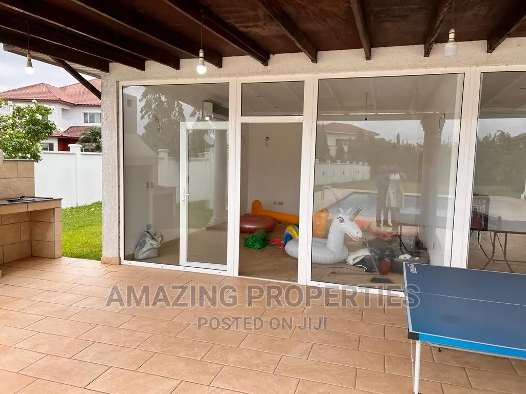 5bdrm House in Adjiriganor for sale