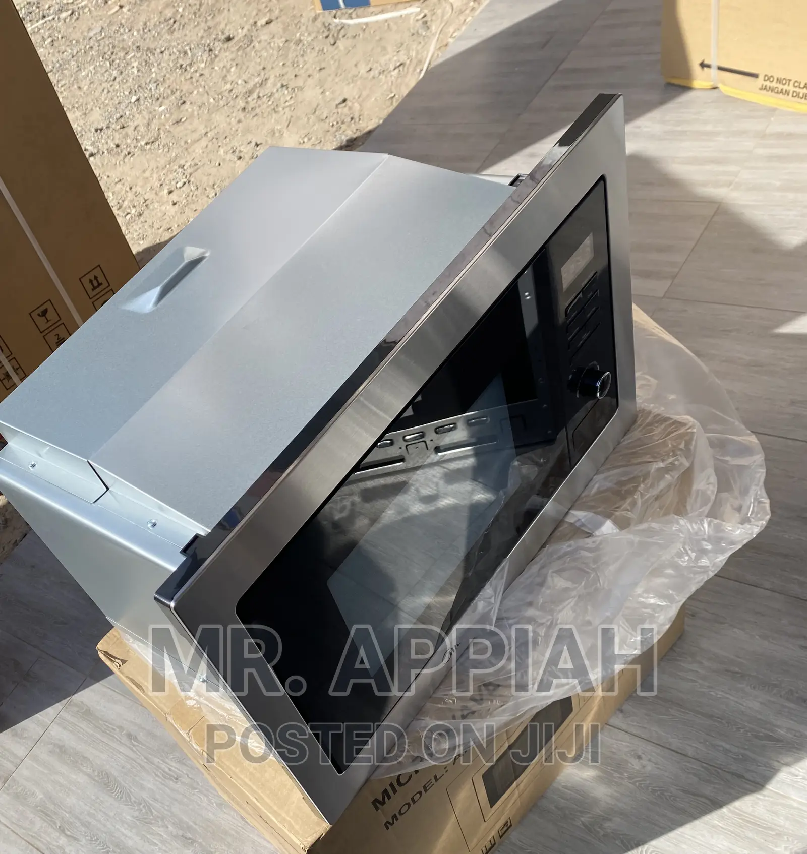 Free Standing Midea AM925BVE Built-in Microwave Oven