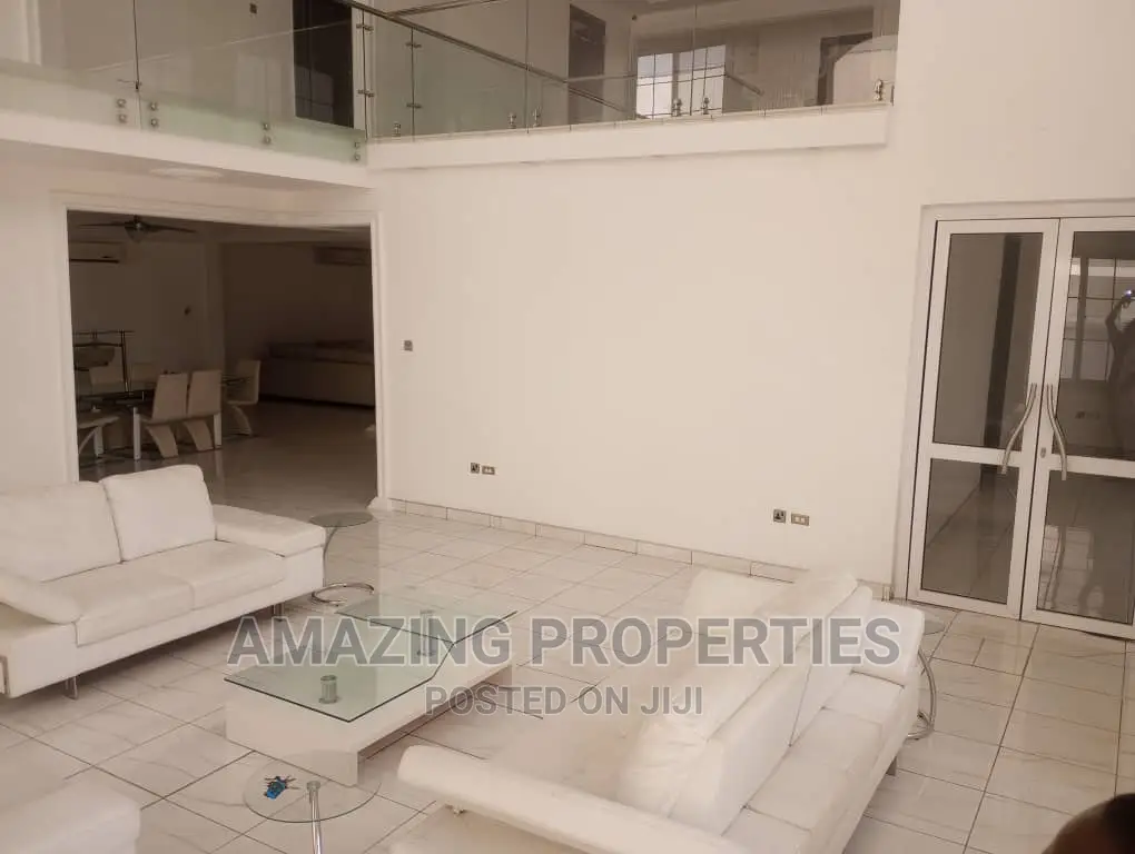7bdrm House in Airport Residential Area for sale