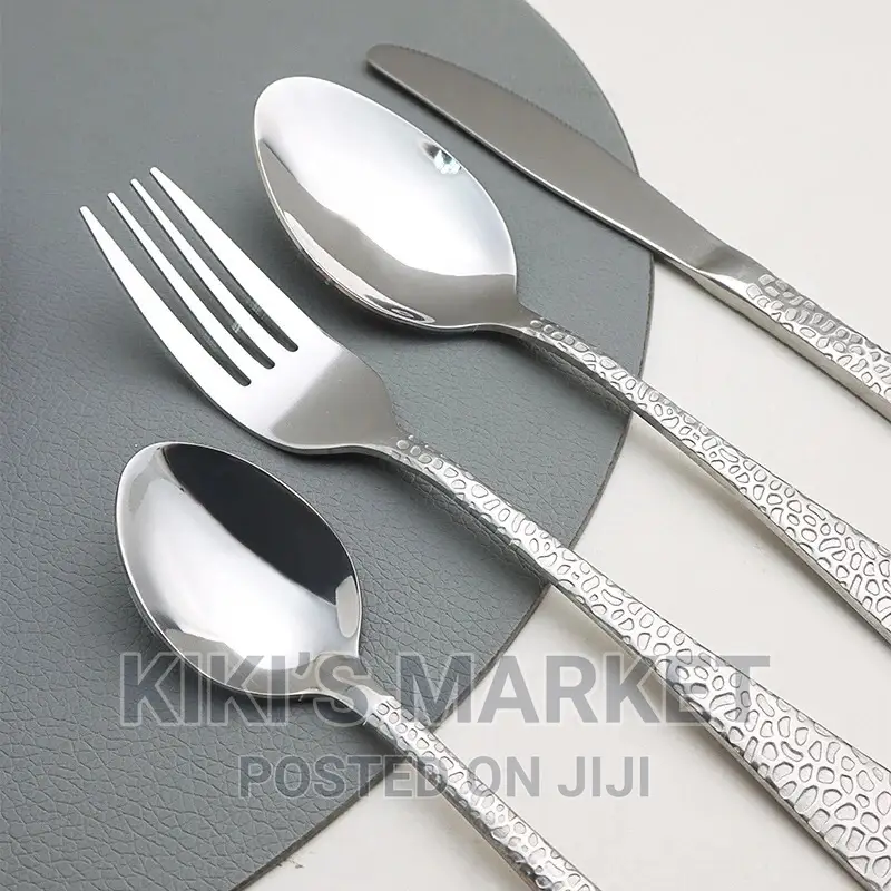24pcs Stainless Steel Cutlery Set