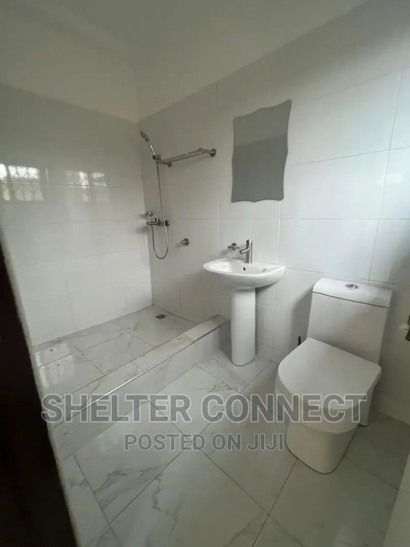 3bdrm Duplex in Oyarifa for rent
