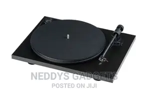 Pro-Ject Primary E Turntable (Black)