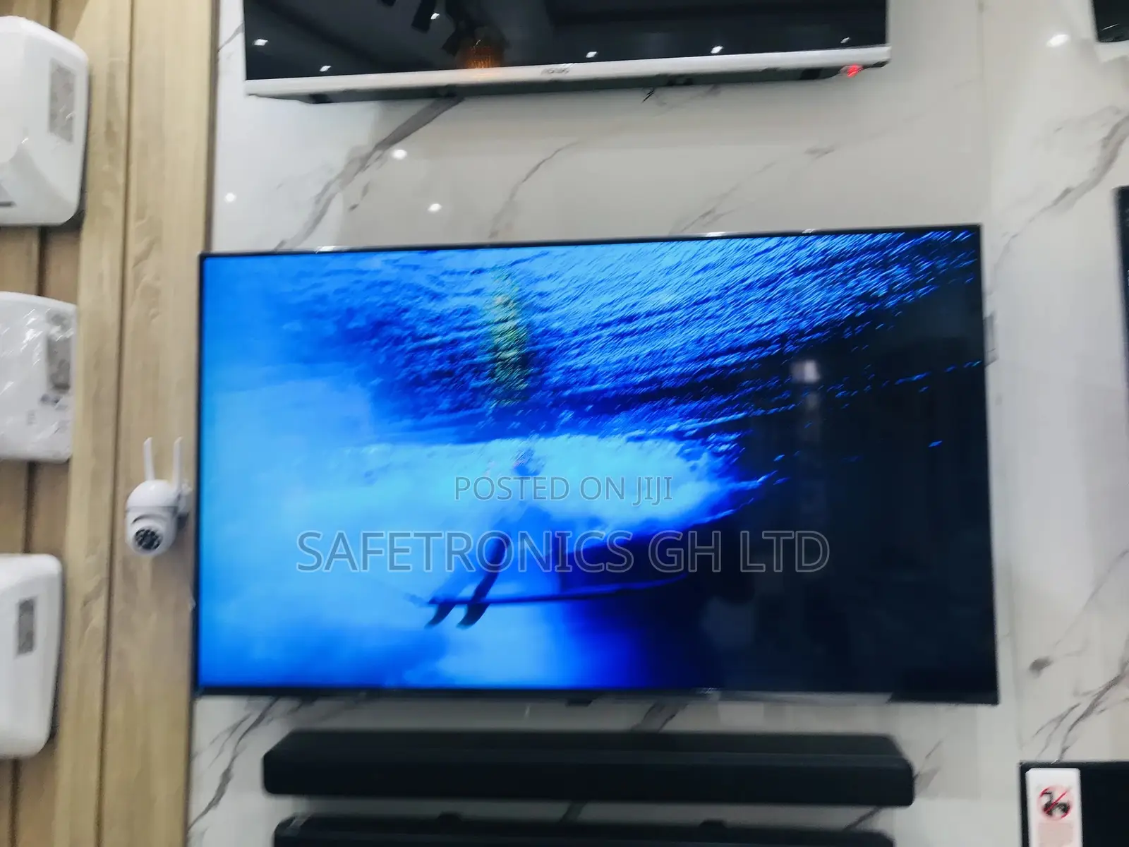 Samsung UHD Crystal Au70 50 Inches Glossy LED Tv