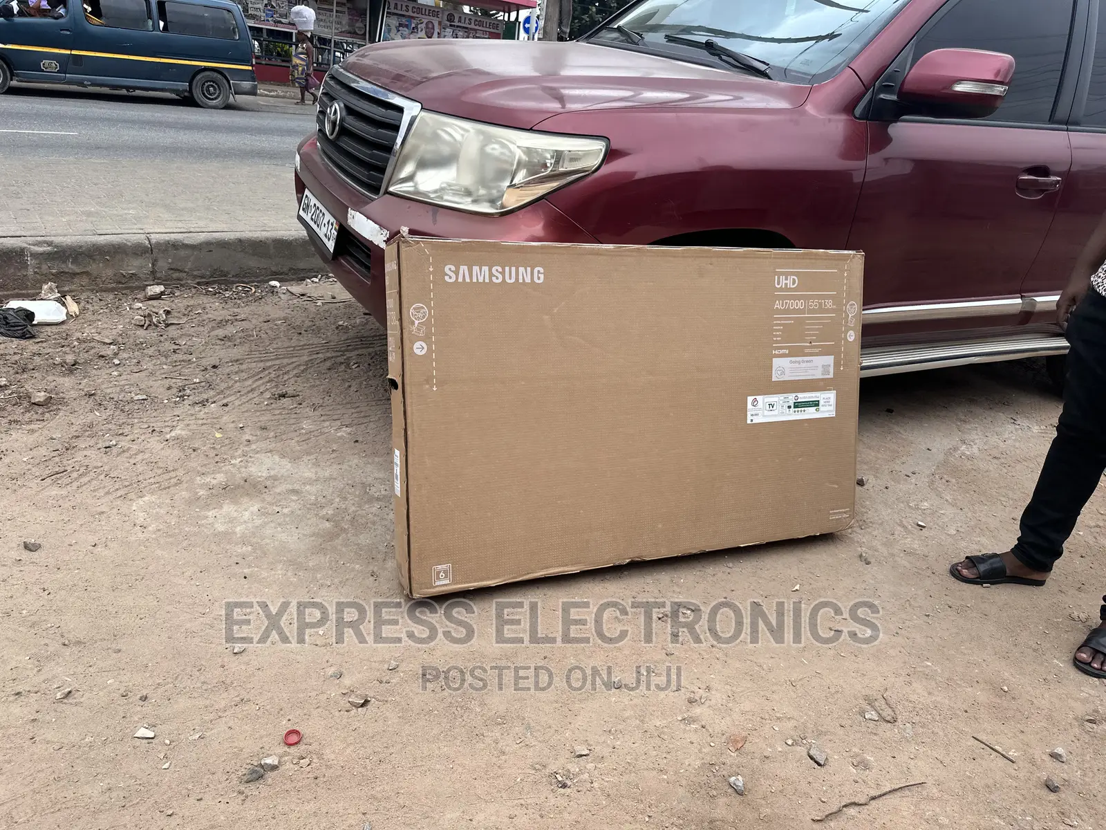 Samsung Uhd Smart 55”Bu8000 Glossy Display Tv