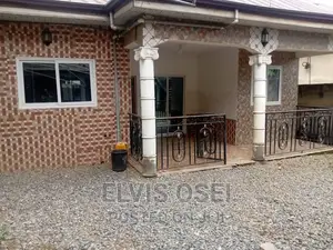 2bdrm House in Ablekuma Canada for rent